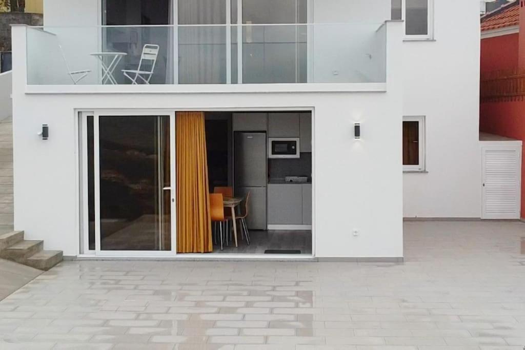 Brand New Private Modern Apartment With Patio And Sea View Calheta  Exterior foto